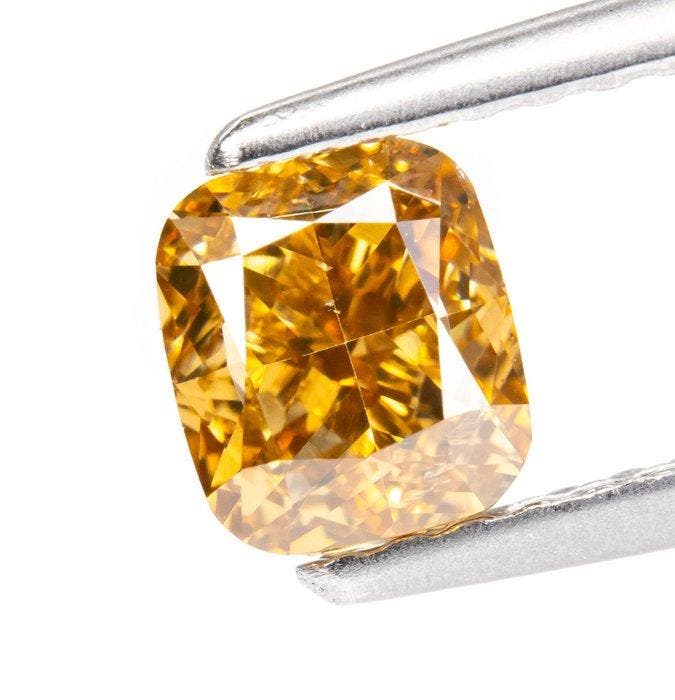 1 pcs Diamant (Natuurlijk gekleurd) - 0.83 ct - Cushion -, Bijoux, Sacs & Beauté, Pierres précieuses