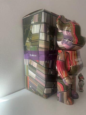 Medicom Toy - Be@rbrick x Benjamin Grant Overview Lisse,