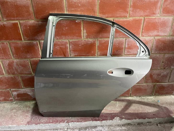 Porte arr. gauche Mercedes C-classe W205 Berline Gris, Auto-onderdelen, Carrosserie, Ophalen