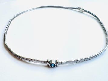 Halsketting - 18 karaat Witgoud - 0.35ct. tw. Saffier, Nieuw