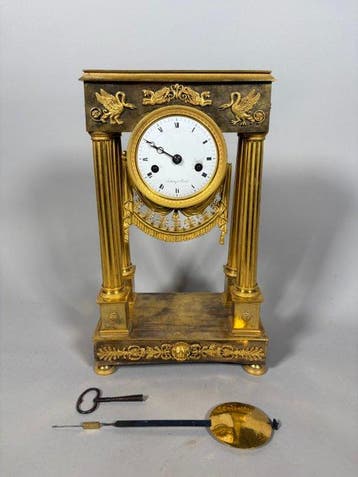 Pendule portique - Marbre, Bronze - 1800-1850, Antiquités & Art