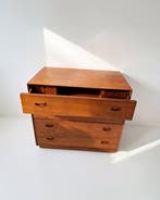 Soborg Mobelfabrik - Peter Hvidt, Orla Molgaard-Nielsen -