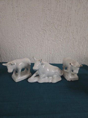 Figurine - Set van drie witte koeien (3) - Céramique, Glacis