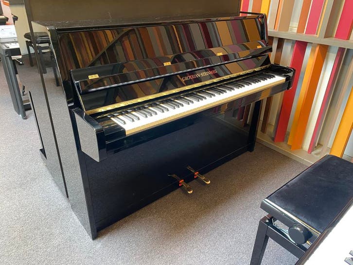 Grotrian Steinweg 108 (1990), Muziek en Instrumenten, Piano's, Zo goed als nieuw, Verzenden