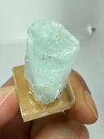 Natuurlijke aquamarijn en topaas, granaat, fadenkwarts en