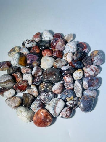 ***NO RESERVE*** Crazy Lace Agate Getrommelde stenen – 1kg