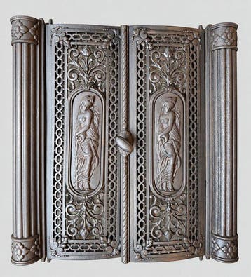 Decoratief ornament (4) - Twee antieke deuren met ajour