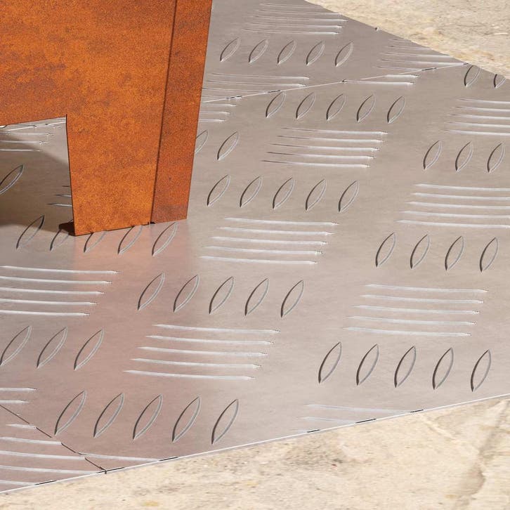 vidaXL Trap Tread Vierkant 4 pcs Zilver 40 x 40 cm Aluminium, Bricolage & Construction, Échelles & Escaliers, Envoi