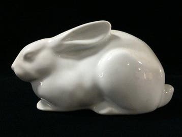 Fine Japanese Takahama Ware White Porcelain Rabbit Statue -