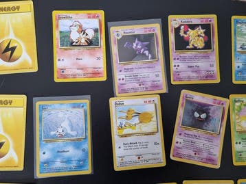 Pokémon - 40 Card - 1999 - 2000 Set 4th Print - WOTC - Base, Hobby en Vrije tijd, Verzamelkaartspellen | Pokémon, Nieuw