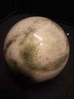 Natural Serpentine Sphere - 6.5 cm - very light green to mos, Verzenden, Nieuw