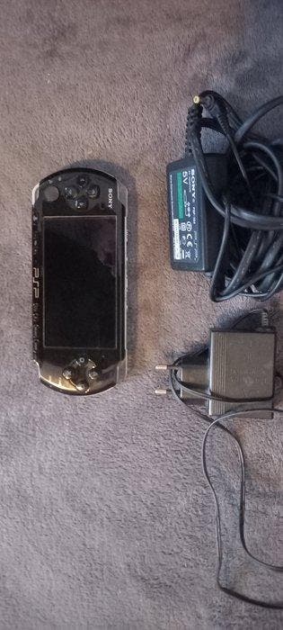 Sony - Playstation Portable (PSP) - PSP 3004 + 20 games -, Nieuw