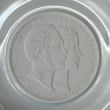 Hutschenreuther - Assiette (4) - Porcelaine - Médaillons en, Antiquités & Art, Antiquités | Verre & Cristal