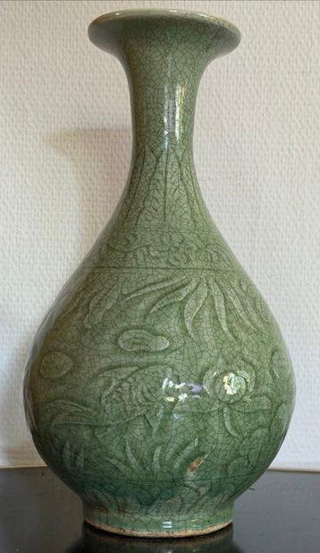 Grande vase céladon chinois (Yuhuchunping) – fait main avec