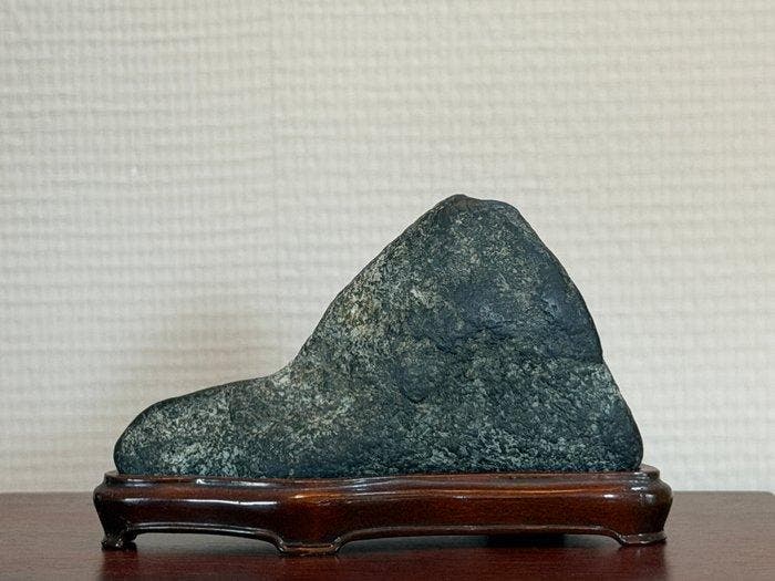 natuursteen - Suiseki Hakkasan - Heisei periode (1989-heden), Antiquités & Art, Antiquités | Autres Antiquités