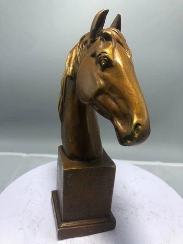 Statue, Horse-head ornament - 22 cm - laiton