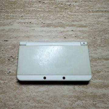 Nintendo - New 3DS - New Nintendo 3DS White Console Charger