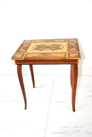 Boîte à musique - 1950-1960 - Petite table musicale vintage