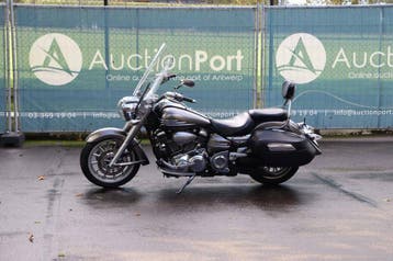Veiling: Motor Yamaha XV 1900 Benzine 2008, Motos