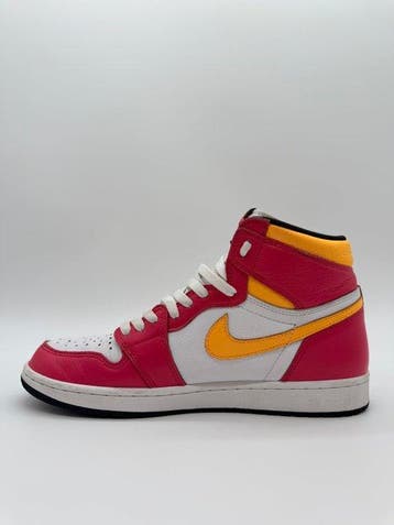 Nike - Nike Jordan 1 Retro High OG Light Fusion Red -