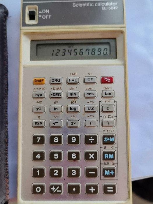 Sharp - Rekenmachine - 1980-1990 - Sharp EL-5812, Games en Spelcomputers, Spelcomputers | Overige Accessoires