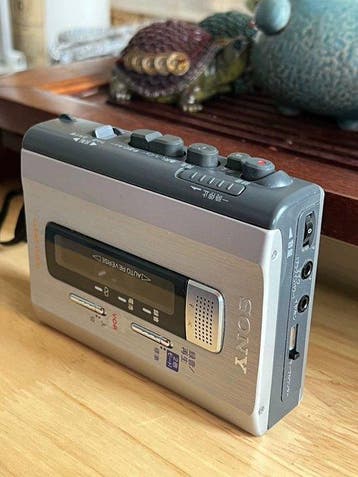 Sony - TCM-500 Lecteur portable de cassettes, TV, Hi-fi & Vidéo