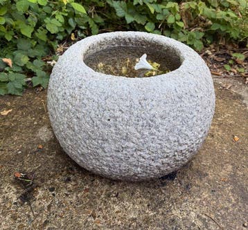 Chôzu’bachi  (waterschaal) - Graniet - Japan - Shwa