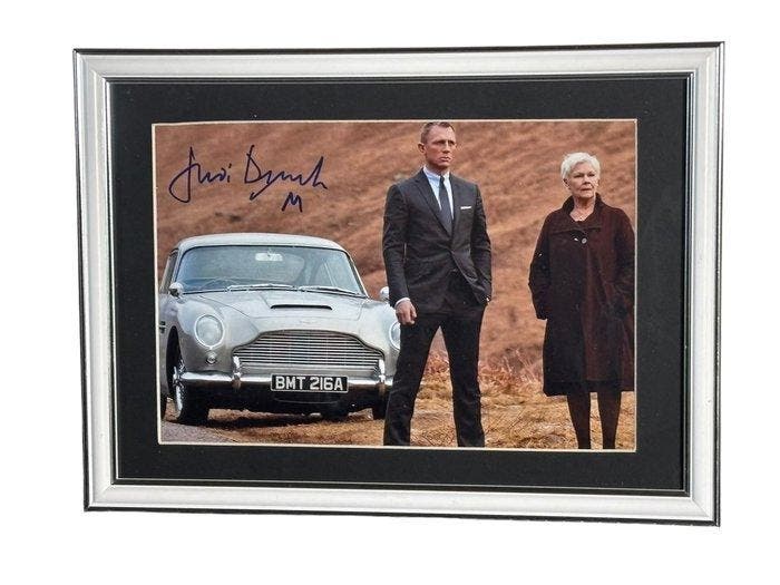 James Bond 007: Skyfall - Judi Dench as M - Framed, Verzamelen, Film en Tv