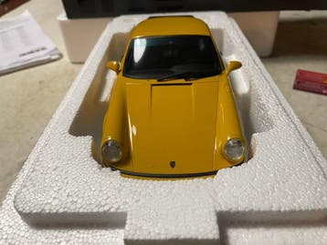 GT Spirit 1:18 - Modelauto - Porsche 964 RS America, Nieuw
