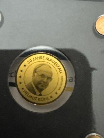 Tchad. 3000 Francs 2019 Helmut Kohl, 1/500 Oz (.999) mit CoA, Timbres & Monnaies