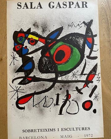 Joan Miró - Joan Miró – Sobreteixims i Escultures – Sala
