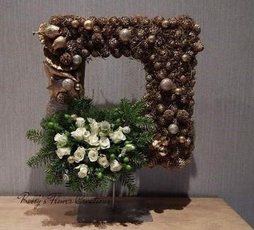 Styropor vierkant ornament 45 cm diameter met gat 20cm