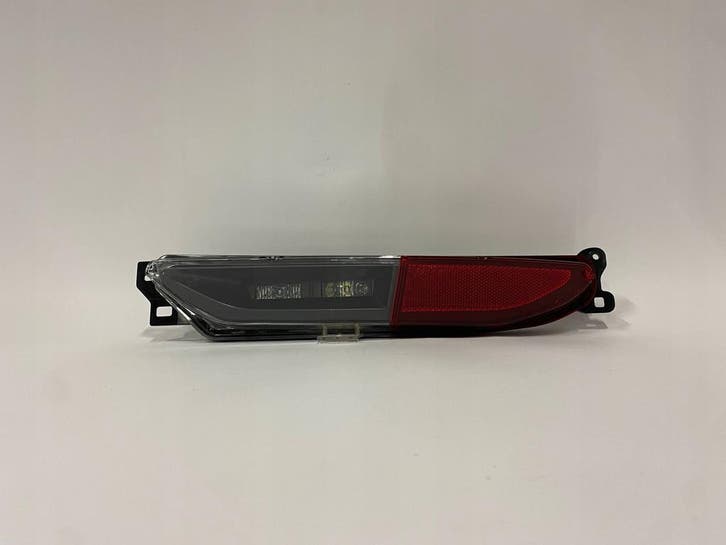 Renault Megane E-TECH achterlicht rechts voor bumper, Autos : Pièces & Accessoires, Éclairage, Envoi