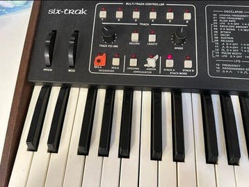 Sequential Circuits - Six-Trak 49-Key 6-Voice Polyphonic, Nieuw