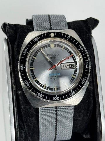 Seiko - 5 Sports - Zonder minimumprijs - 6106-8120 - Heren -
