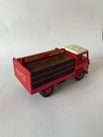 Dinky Toys - Camion-jouet Bedford Coca-Cola truck (No. 402)