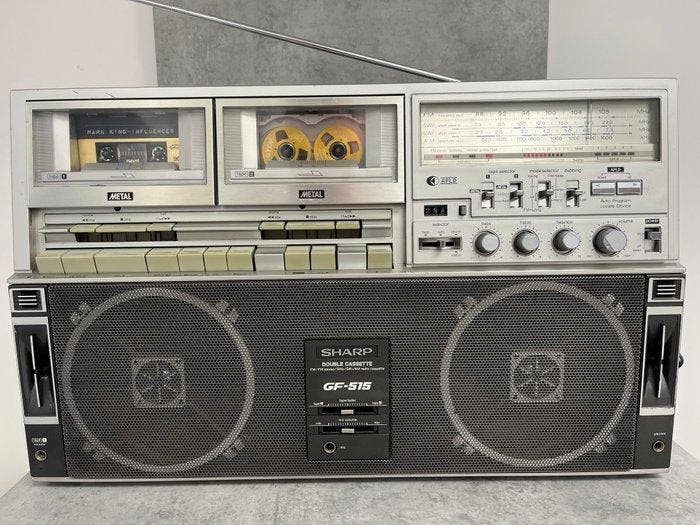Sharp - GF-515Z (rare piece) Draagbare cassettespeler, Audio, Tv en Foto, Radio's