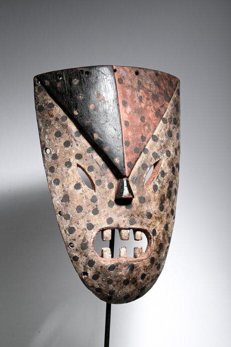 Masker - Ndaaka - DR Congo (Zonder minimumprijs), Antiquités & Art, Art | Art non-occidental