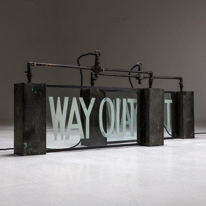 Signe lumineux à gaz ancien « SORTIE » - Enseigne lumineuse, Antiquités & Art, Antiquités | Assiettes décoratives & Carrelages