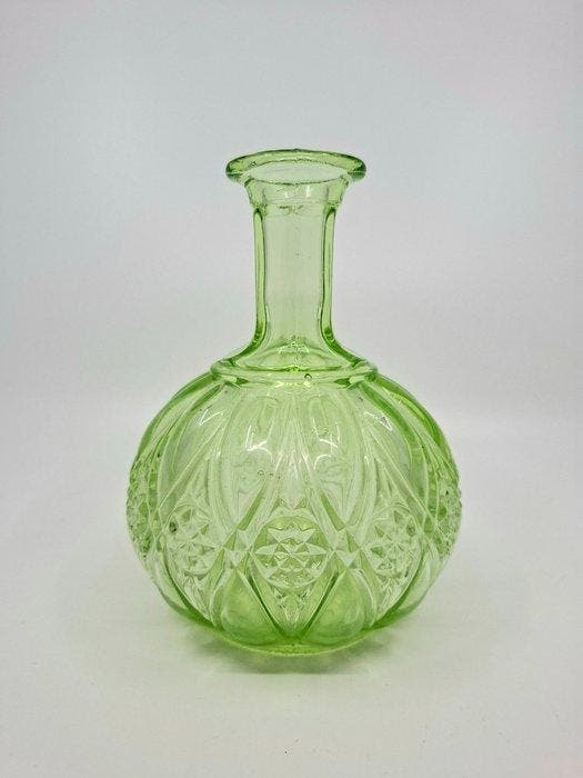 Art Deco Toiletset - Verreries de Scailmont - Uraniumglas, Antiek en Kunst, Kunst | Designobjecten