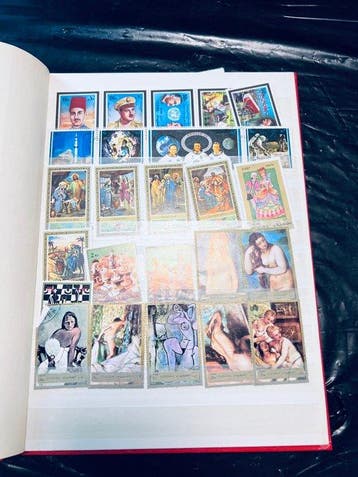 Monde - Collection Blocs du Monde en 3 albums, Timbres & Monnaies