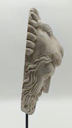 sculptuur, Ercole con il leone nemea - 44 cm - marmerstof