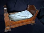Bed - Hout, Antiek poppenbed - meubelmakerijwerk – Met