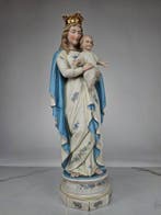 sculptuur, A large madonna and child - 45.7 cm - Biscuit, Antiek en Kunst