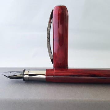 Visconti - Marble - Bordeaux - Black Silver - New - Stylo à, Verzamelen, Pennenverzamelingen, Nieuw