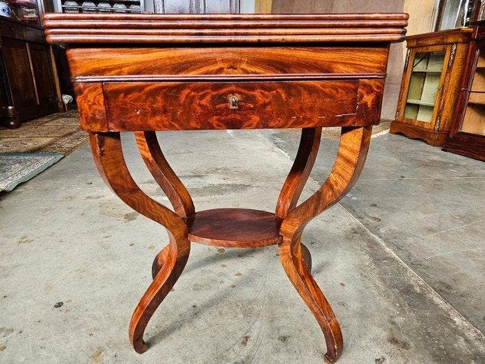 Tafel - Hout - uitklapbare speeltafel, Antiek en Kunst, Antiek | Overige Antiek