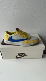 Nike - Jordan 1 Low Travis Scott Canary - Sneakers - Taille, Kleding | Heren, Schoenen, Nieuw