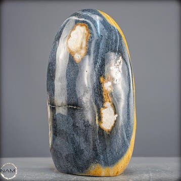 Prachtige jaspis-chalcedoon vrijvorm – een natuurkunstwerk