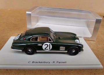 Spark 1:43 - Voiture de sport miniature - Aston Martin DB2 -
