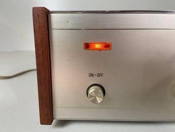 Philips - 590 Solid state geïntegreerde versterker, Nieuw